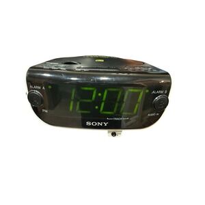 Sony‎ CD Dream Machine ICF-CD815 AM FM Radio Dual Alarm AUX  / CD - Tested Works